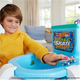 Набор для фингербординга HOT WHEELS Flush &amp; Go Skate Bowl