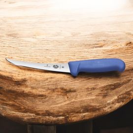 Cutit VICTORINOX Fibrox, boning, 15cm, strainght, blue, 5.6602.15