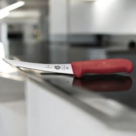 Cutit VICTORINOX Fibrox, boning, 12cm, strainght, flexible, red, 5.6611.12