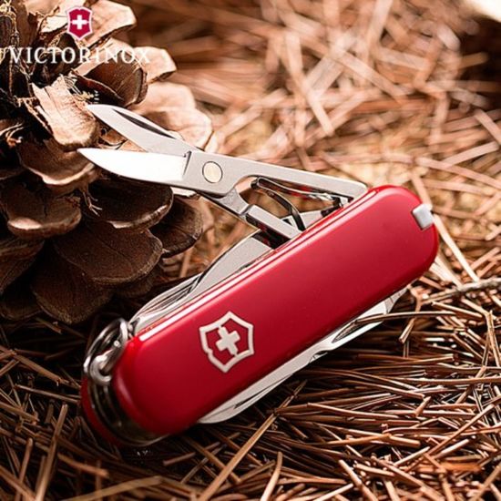 Нож складной VICTORINOX 0.6385 Mini Champ, red, изображение 3